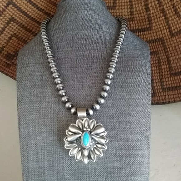 Native American Navajo Dragonfly Locket and Pearls - Picture 2 of 9